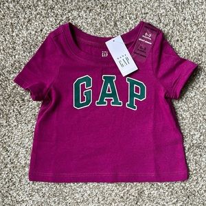 baby GAP 0-3 months short sleeve shirt